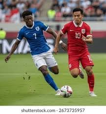 欧国联｜C罗面前模仿庆祝动作 霍伊伦德：致敬偶像